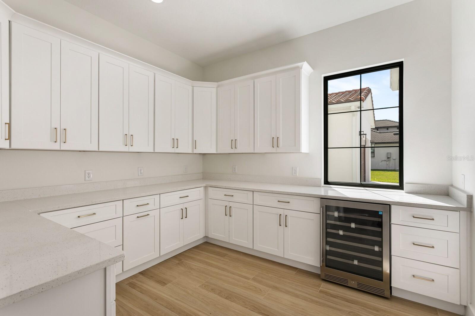 HAWK CREEK RESERVE - Residential