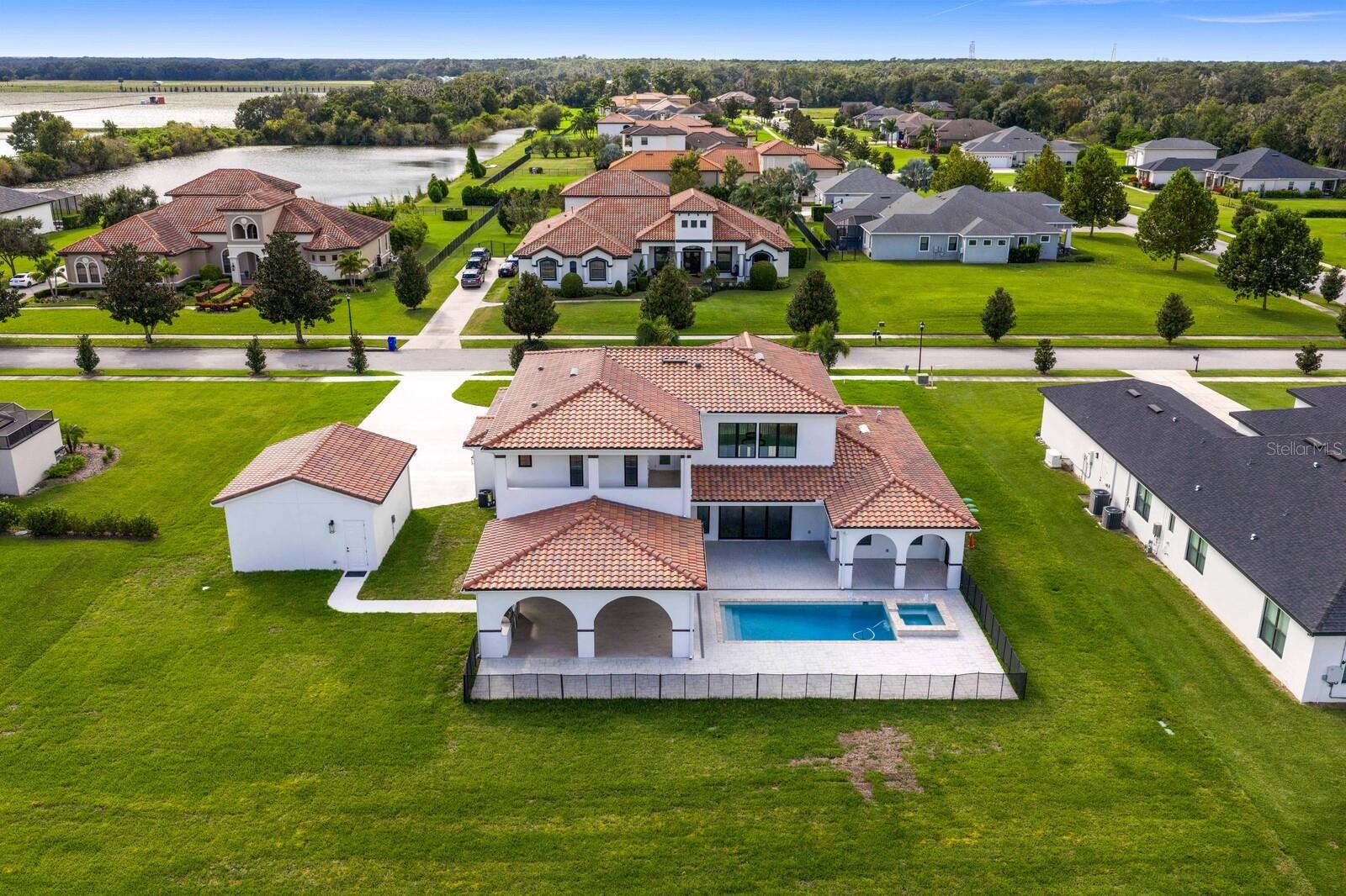 HAWK CREEK RESERVE - Residential