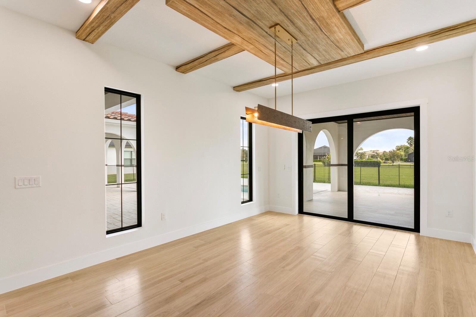 HAWK CREEK RESERVE - Residential