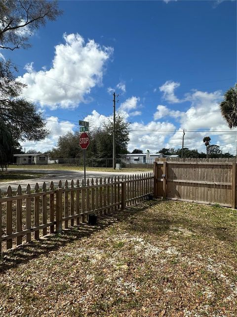 Tiny photo for 6867 NE 5th Street, Ocala, FL 34470 (MLS # OM720102)