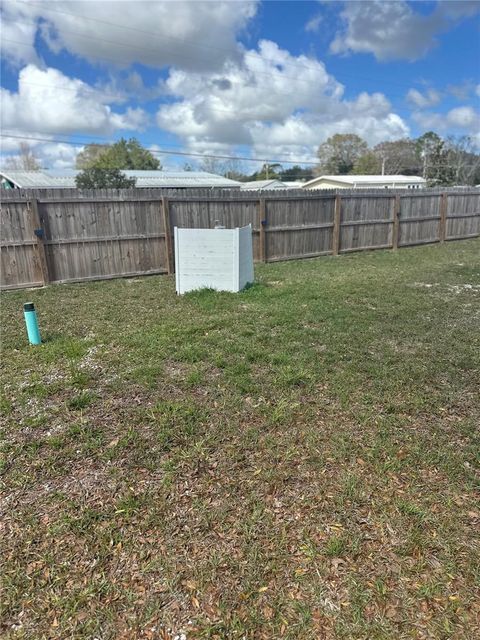 Tiny photo for 6867 NE 5th Street, Ocala, FL 34470 (MLS # OM720102)