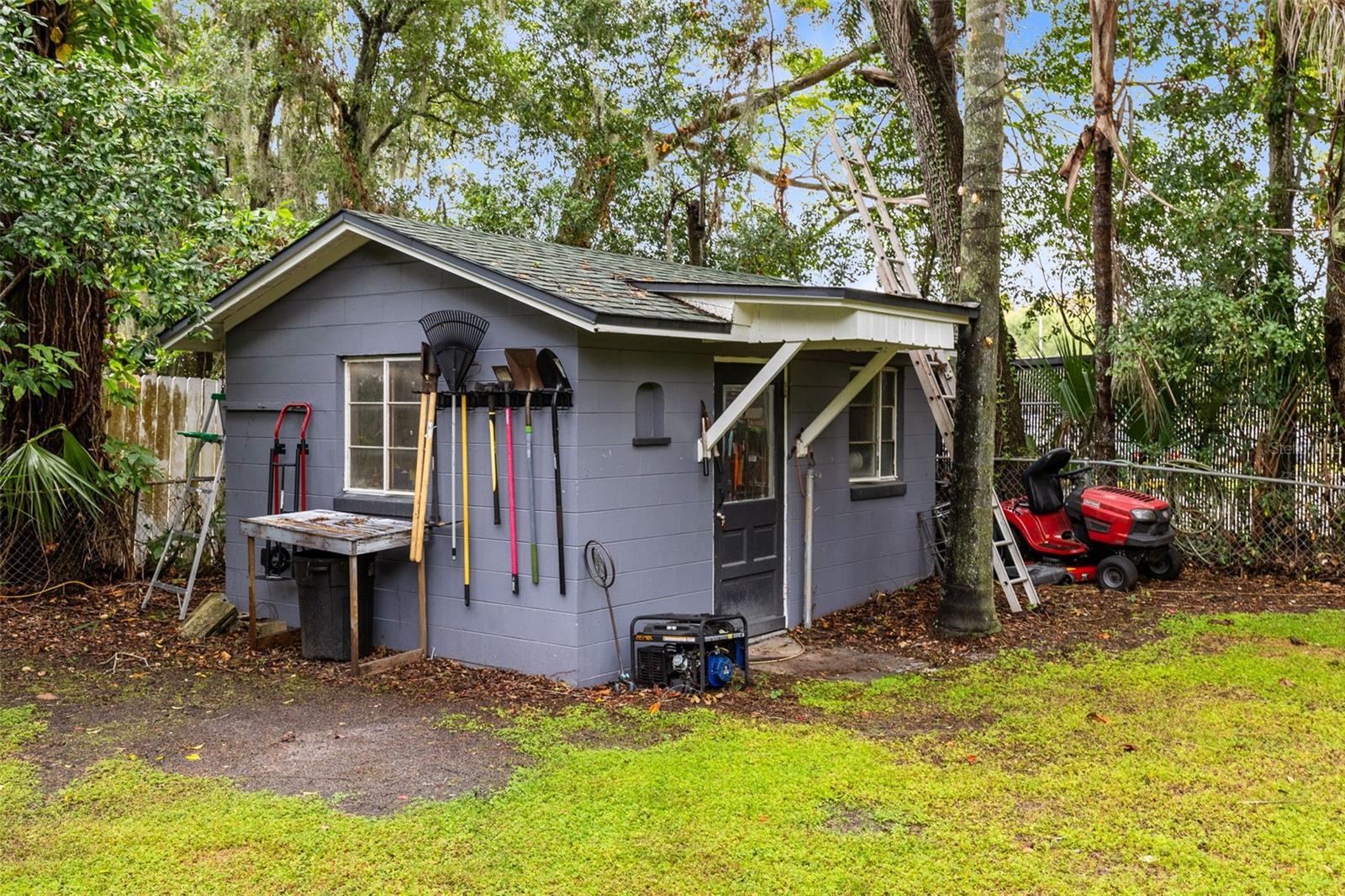 GOLFWOOD HEIGHTS - Residential