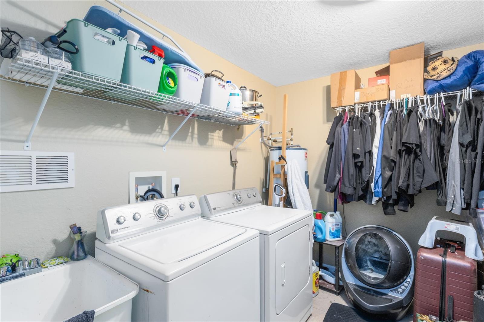 GOLFWOOD HEIGHTS - Residential