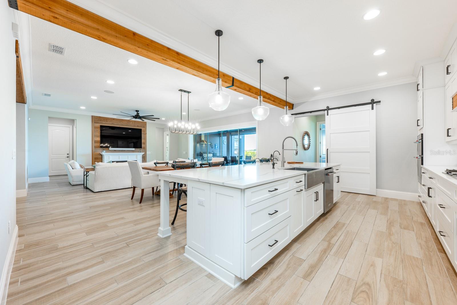 AVALON COVE - Residential