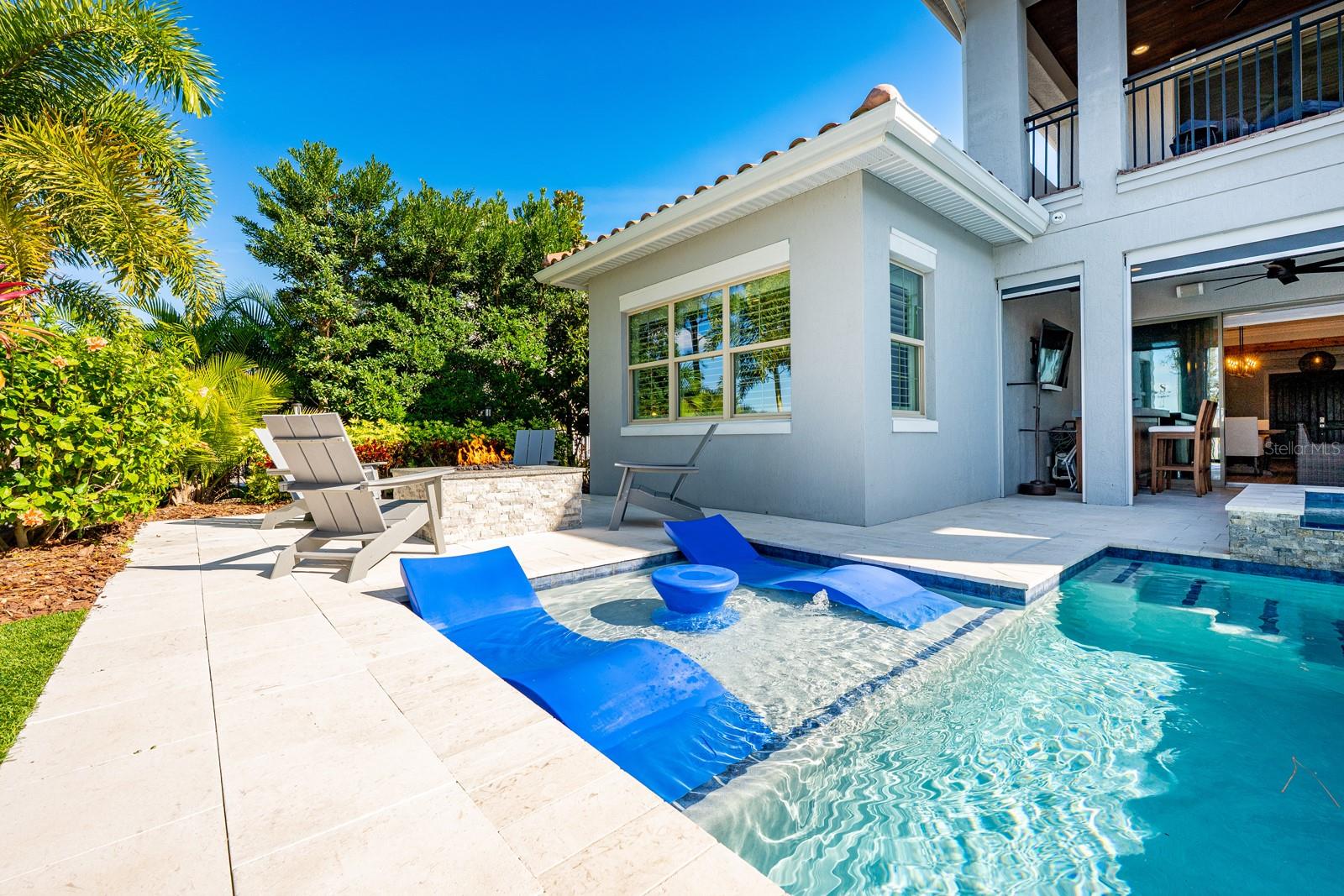 AVALON COVE - Residential