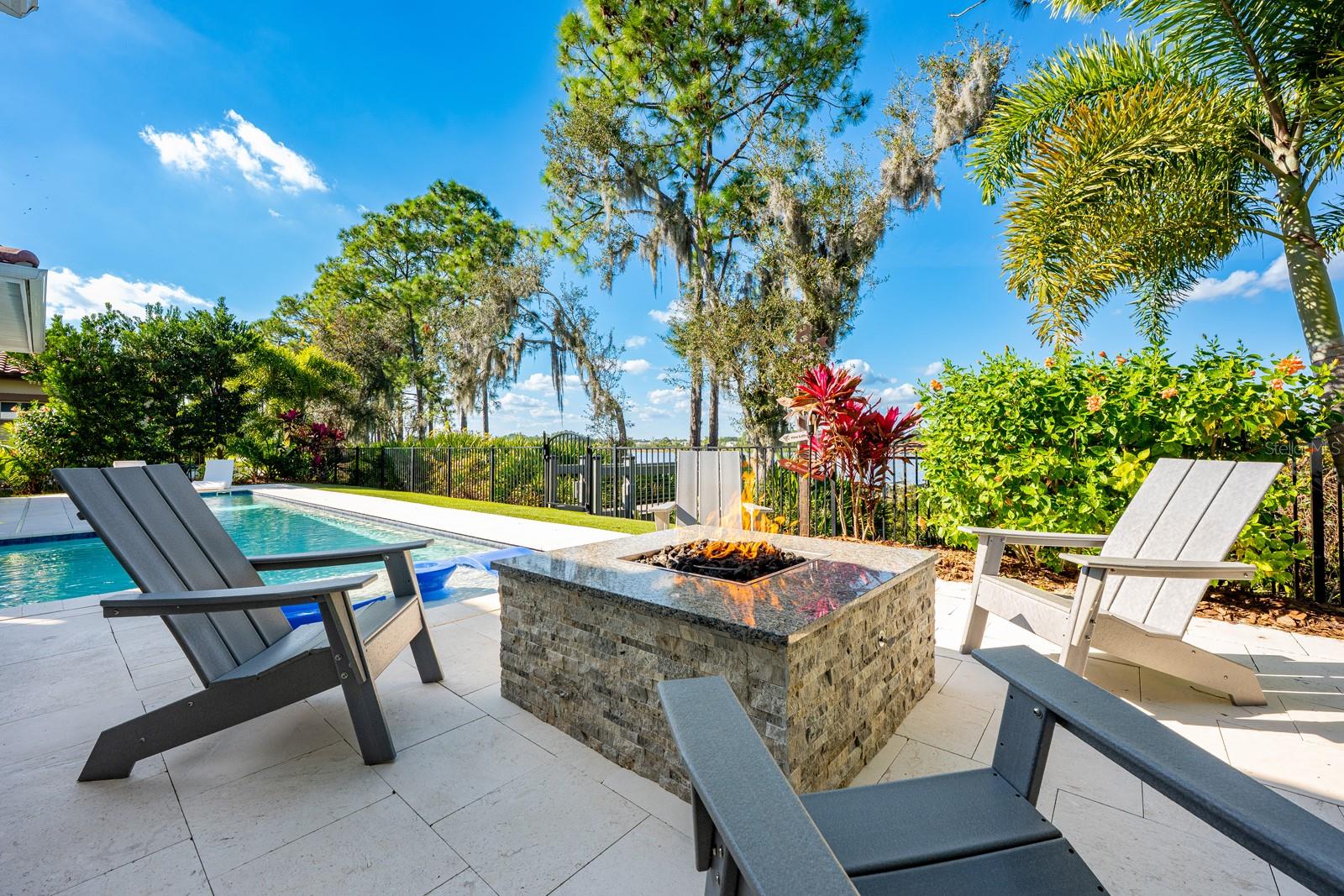 AVALON COVE - Residential