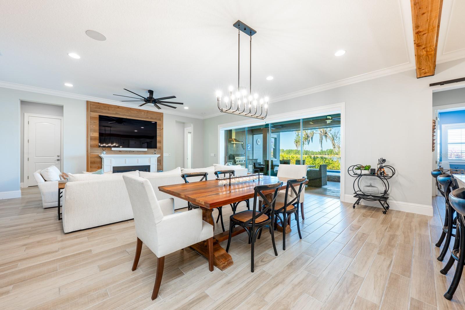 AVALON COVE - Residential