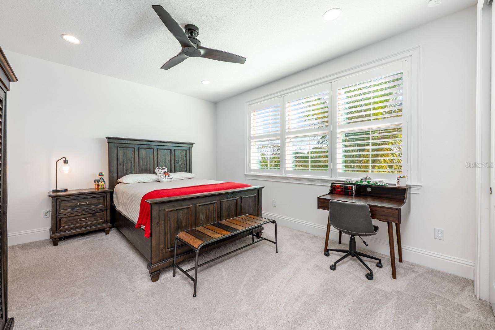 AVALON COVE - Residential