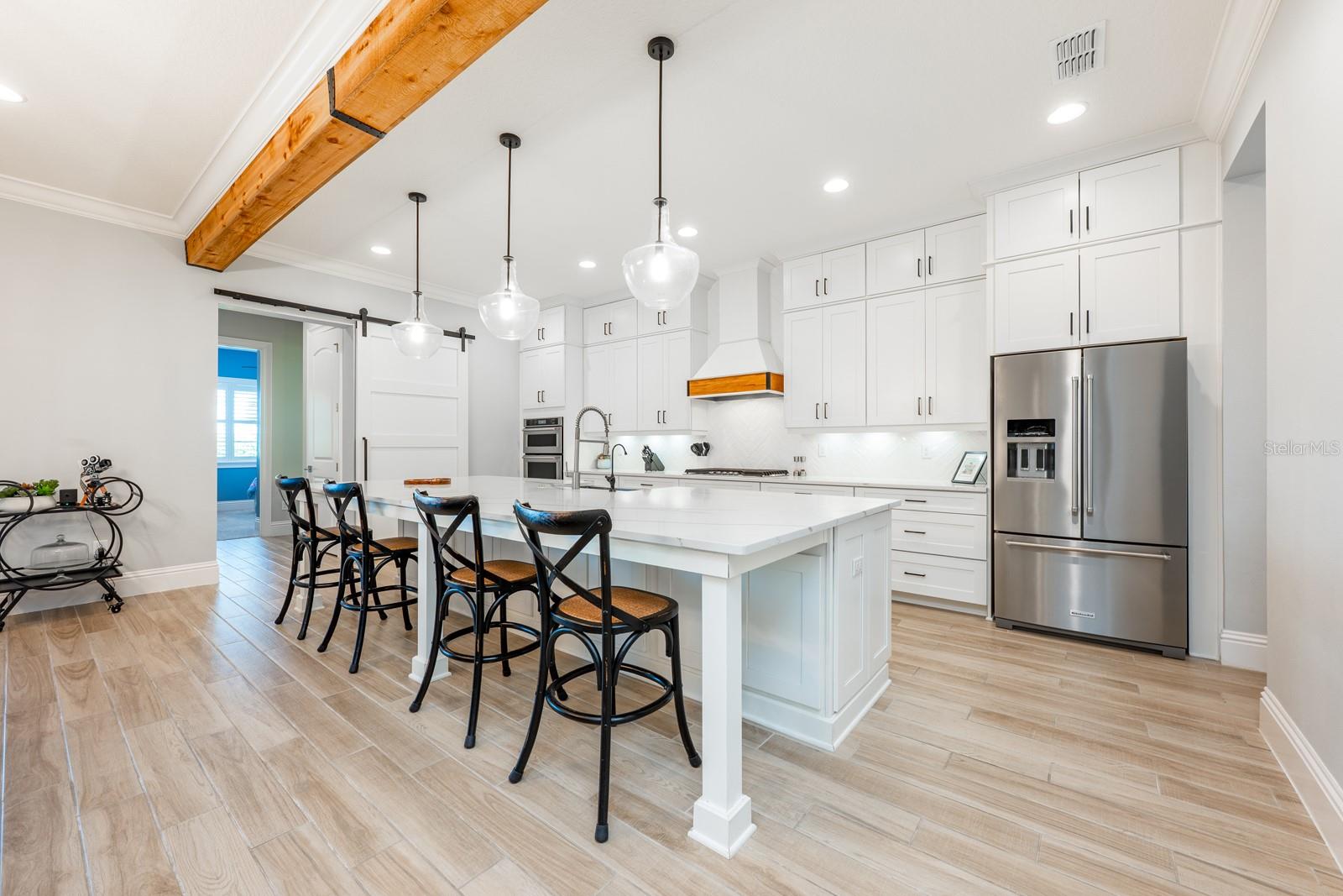 AVALON COVE - Residential