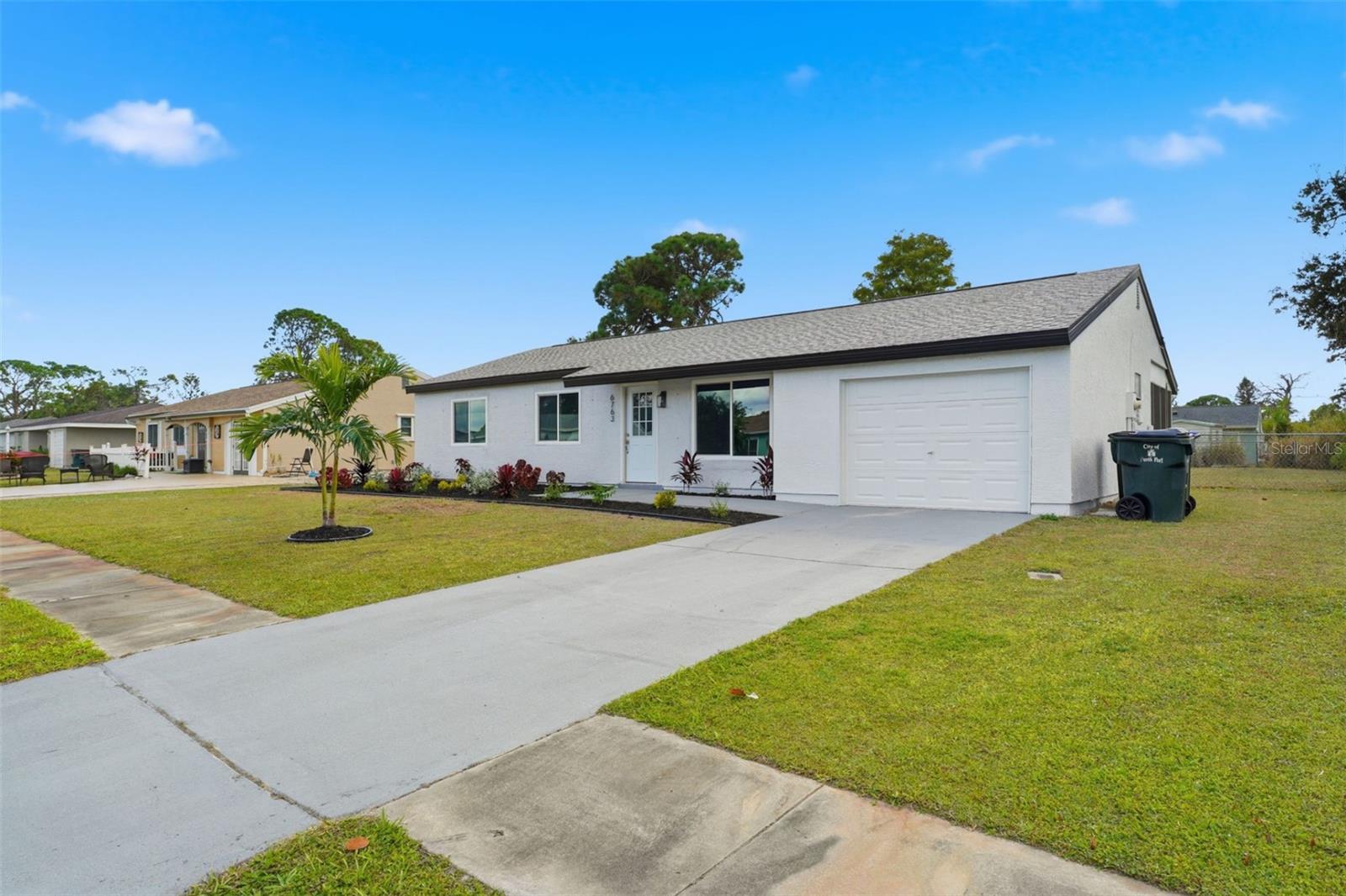 PORT CHARLOTTE SUB 52 - Residential