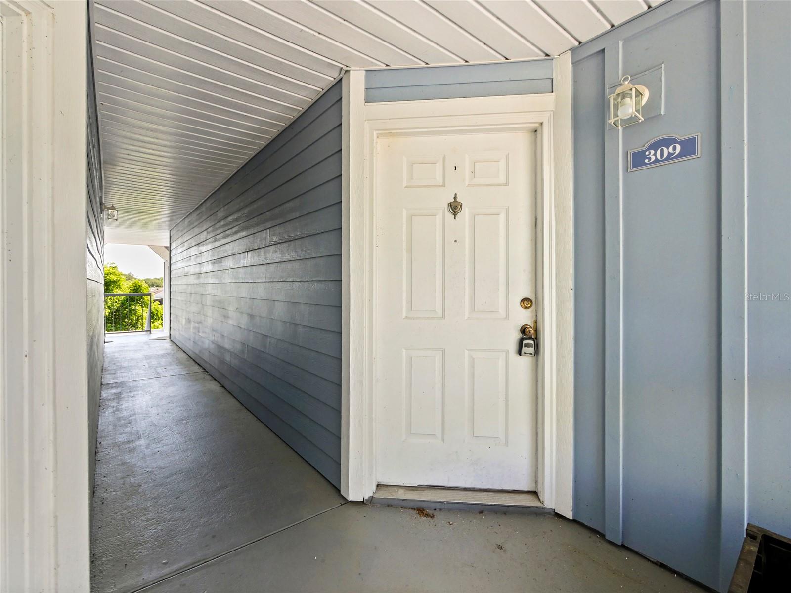 REGENCY PARK AT LAKE MARY A CONDO - Residential