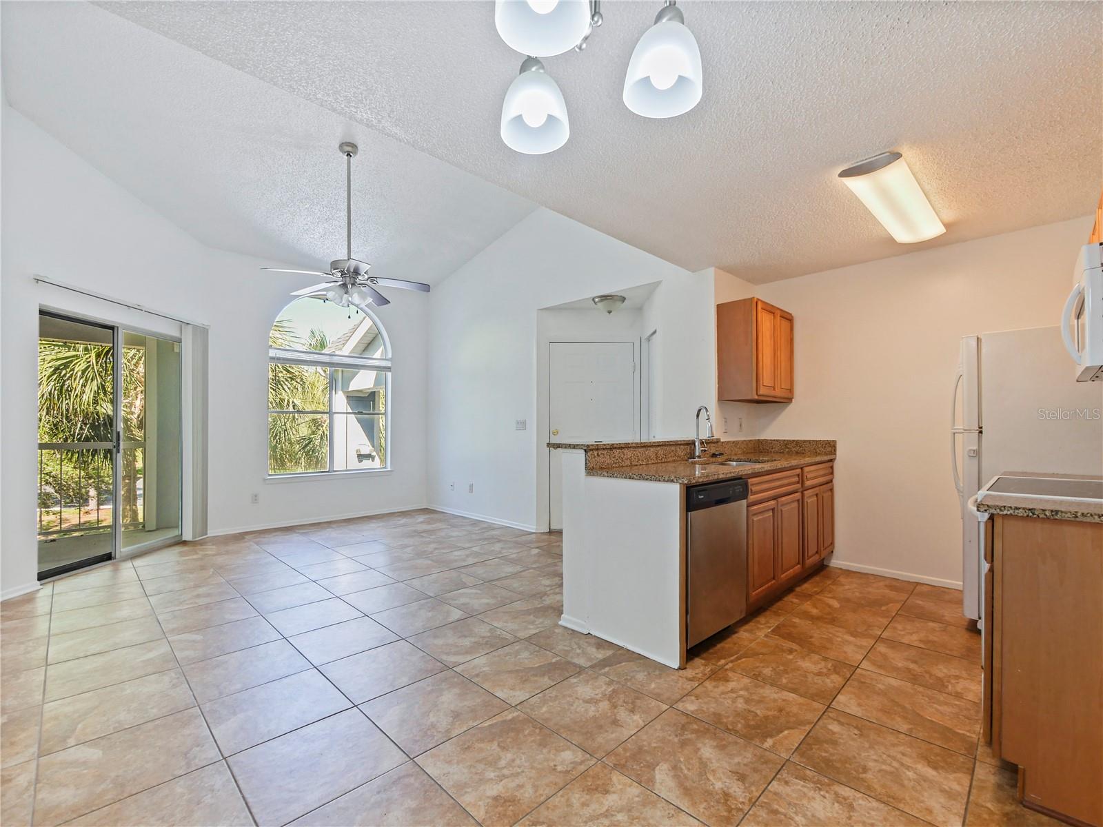 2569 GRASSY POINT DRIVE 309