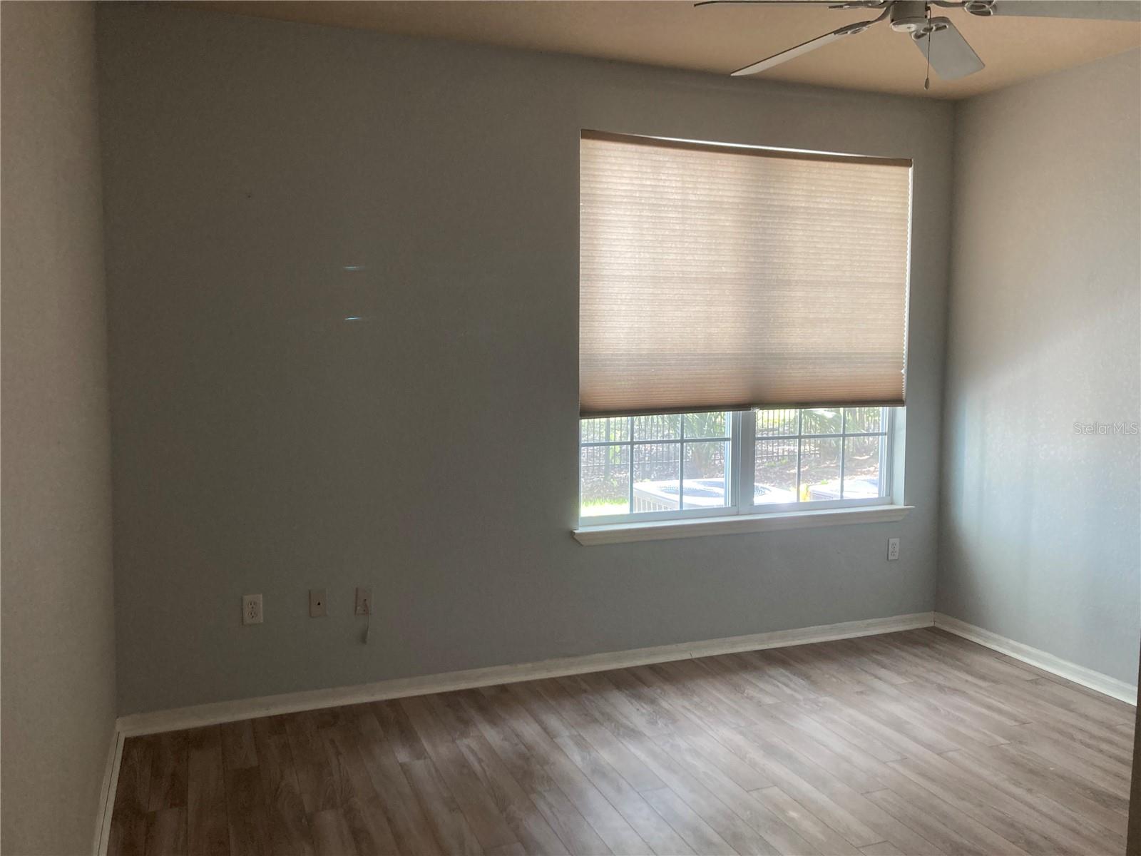 ADMIRALS WALK - Residential Lease