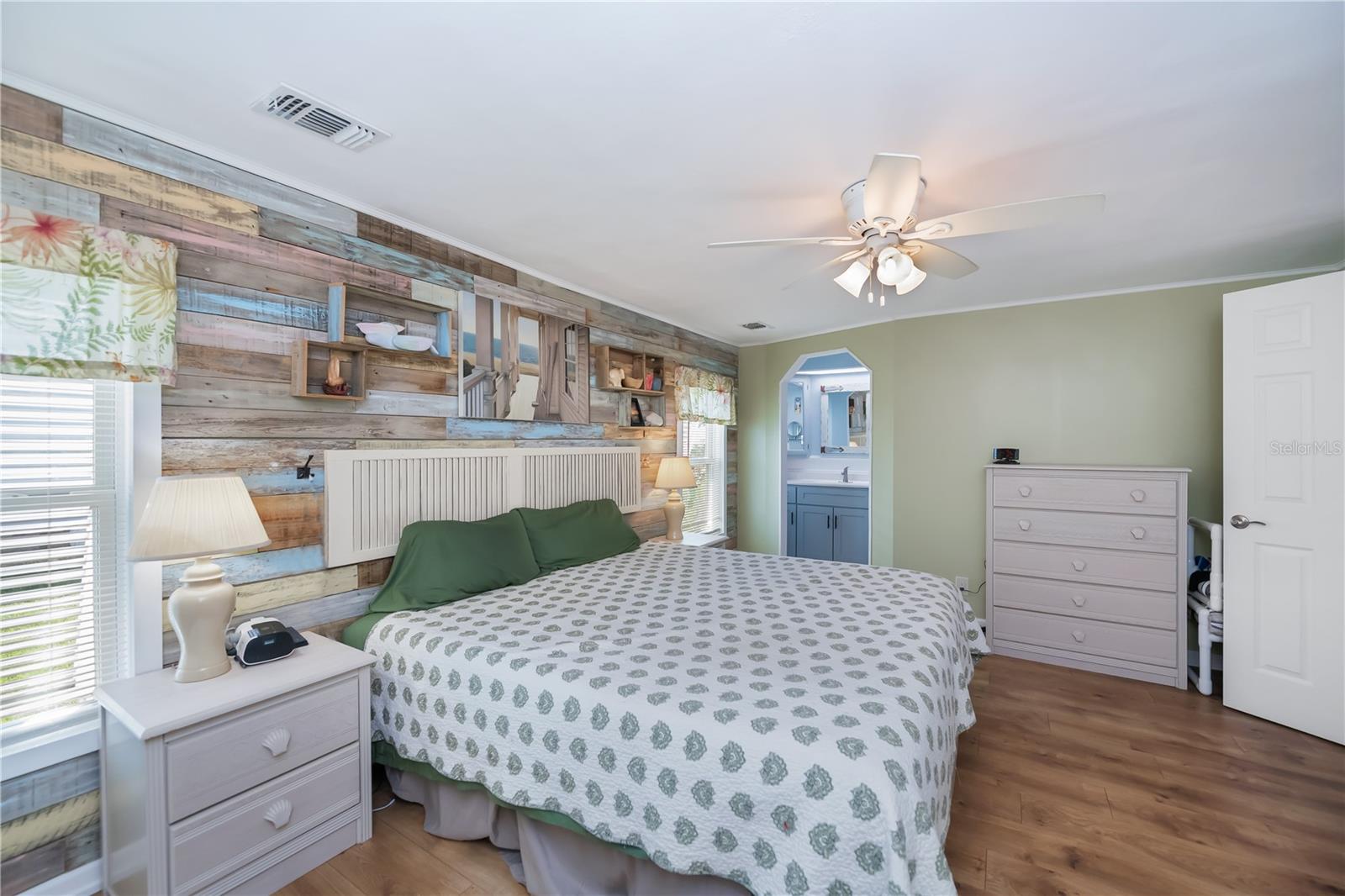 TANGERINE WOODS - Residential