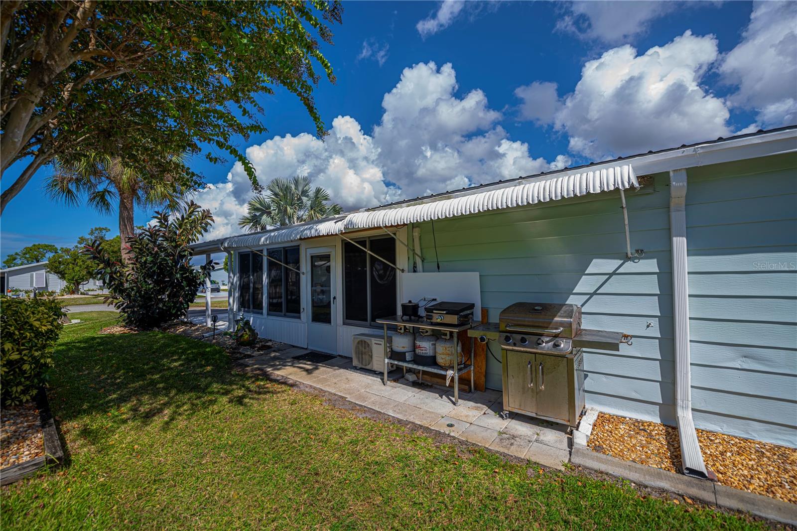 TANGERINE WOODS - Residential