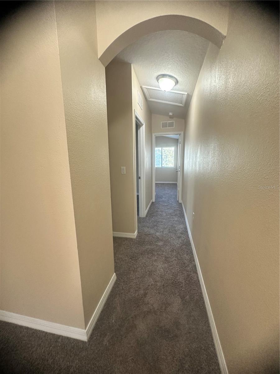 WINDSOR LAKE TWNHMS EAST - Residential