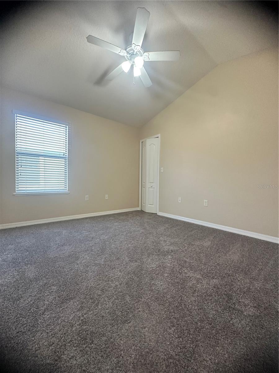 WINDSOR LAKE TWNHMS EAST - Residential