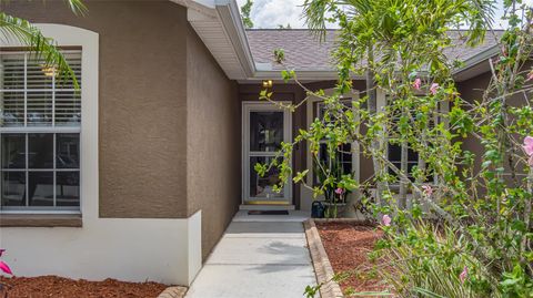 A home in PARRISH