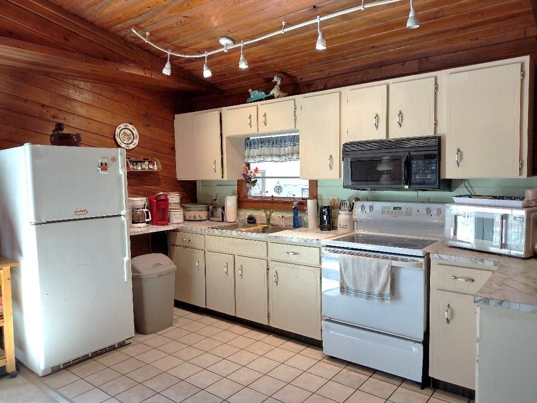 DAYTONA NORTH SUBD. - Residential