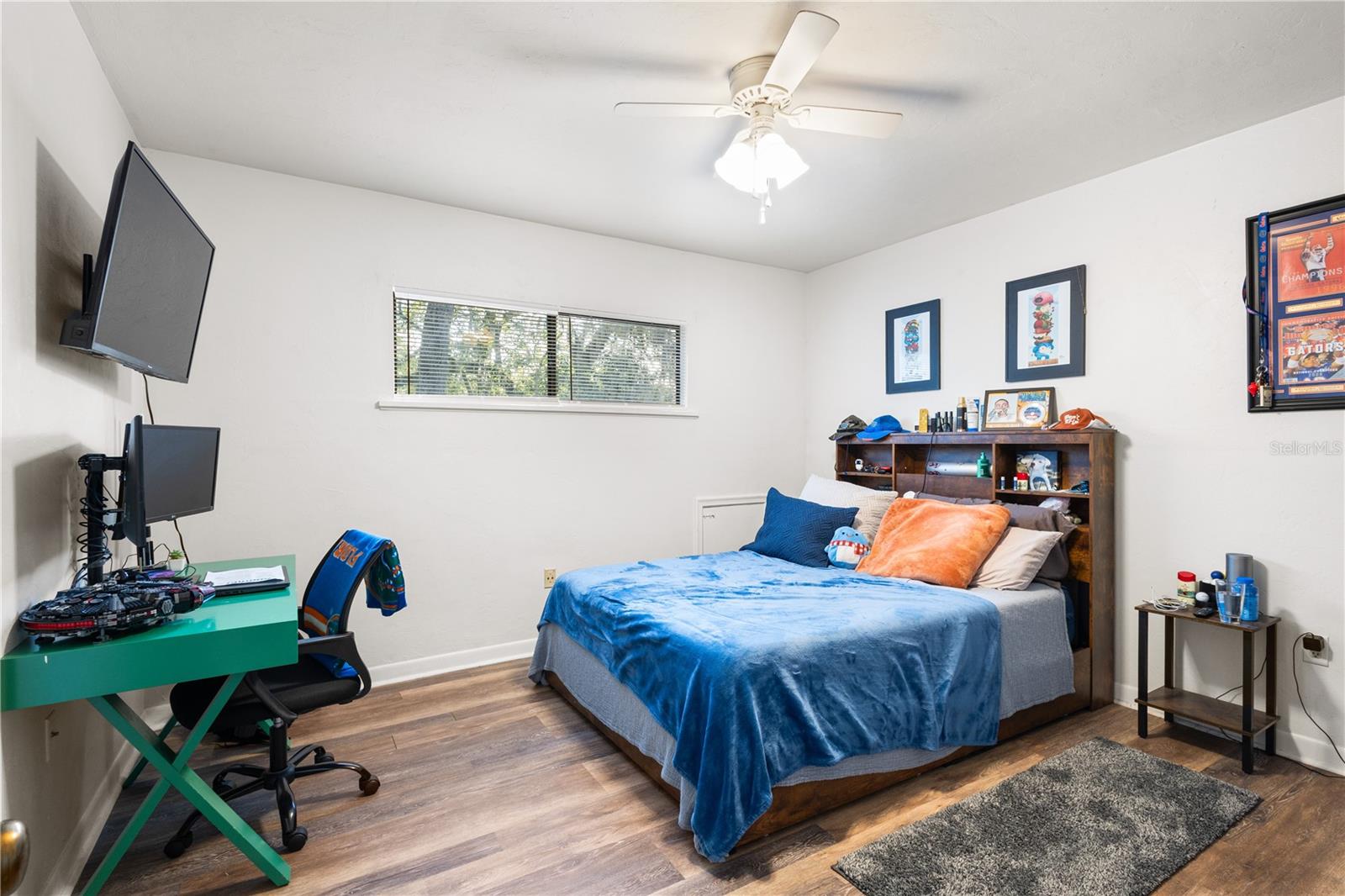 PALM TERRACE SHANNON & HOWARD REPL - Residential