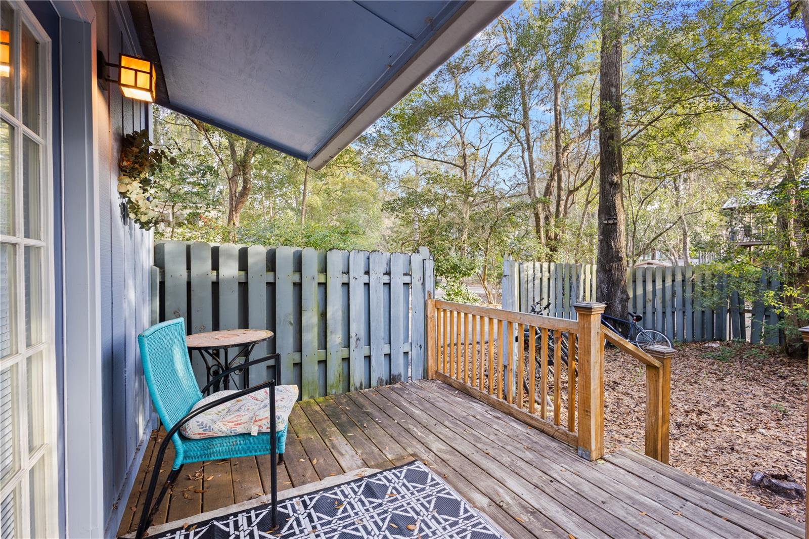 PALM TERRACE SHANNON & HOWARD REPL - Residential