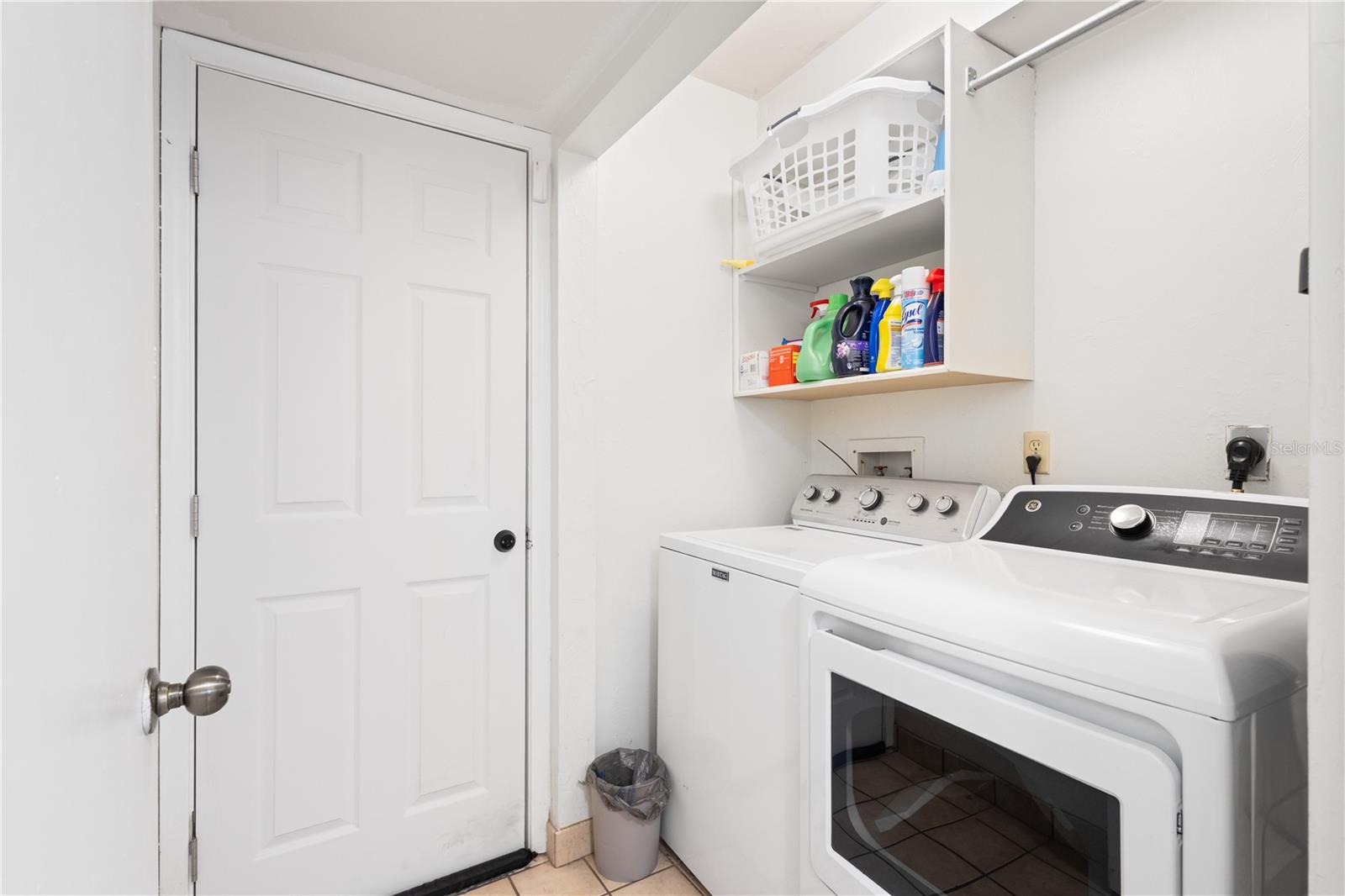 PALM TERRACE SHANNON & HOWARD REPL - Residential