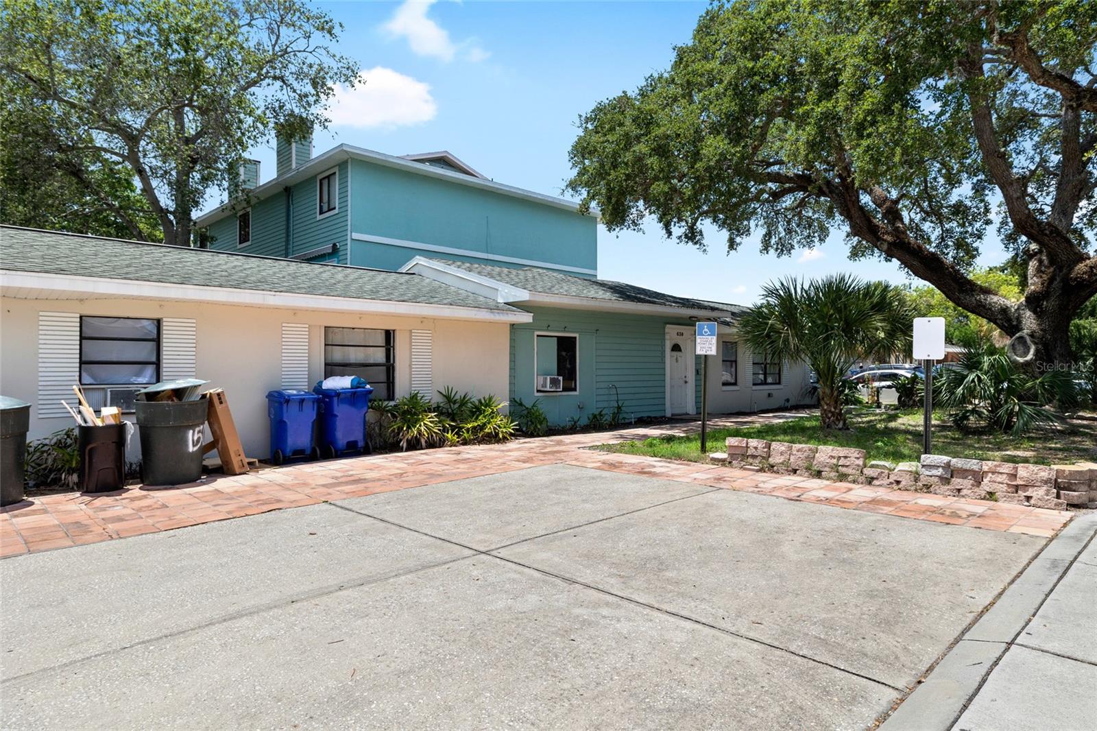 639 MICHIGAN BOULEVARD 1500