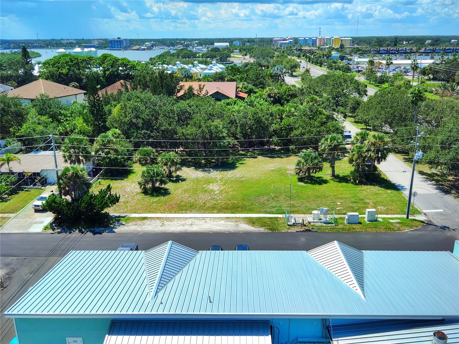 BUENA VISTA SHORES - Land