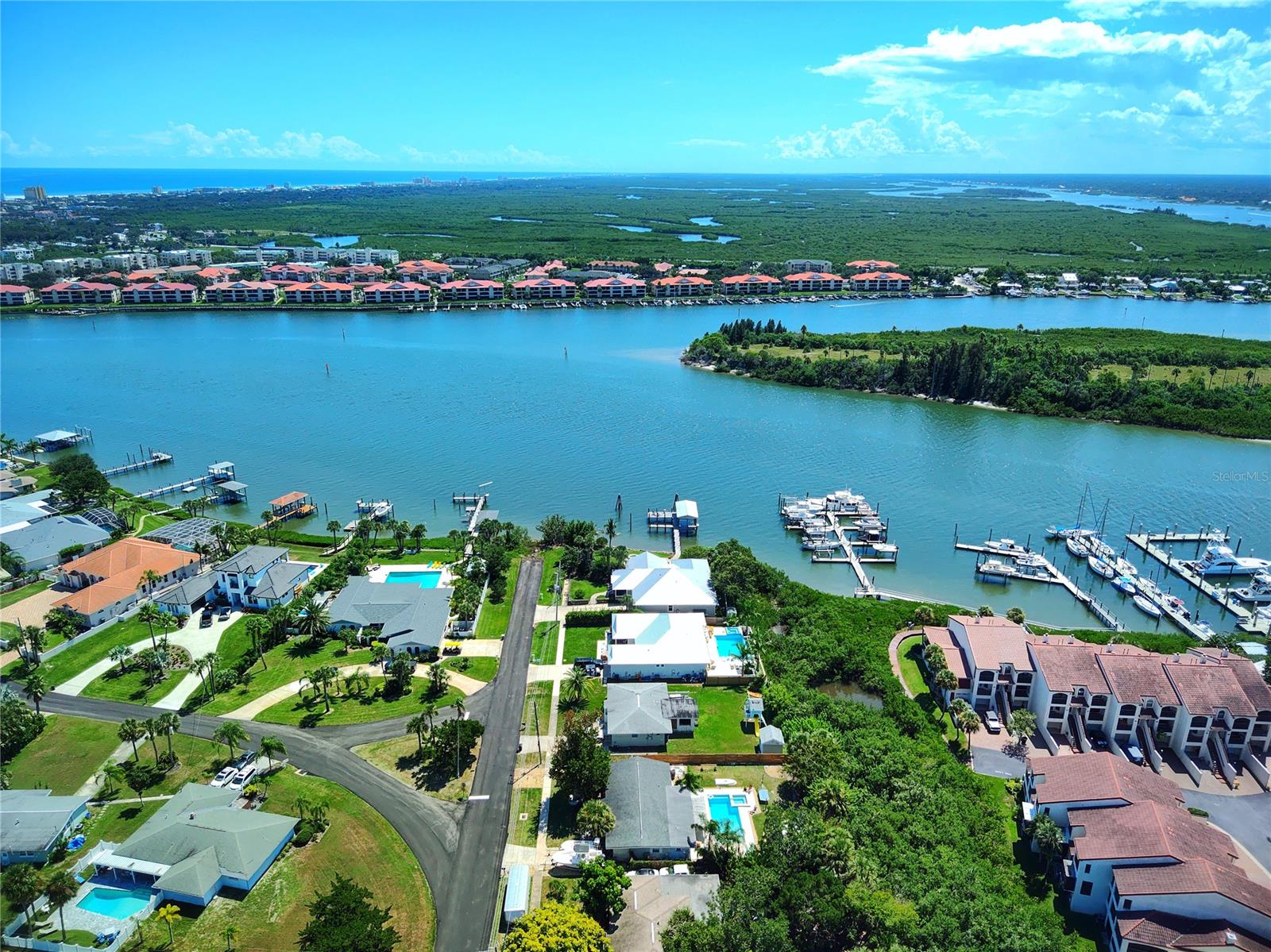 BUENA VISTA SHORES - Land