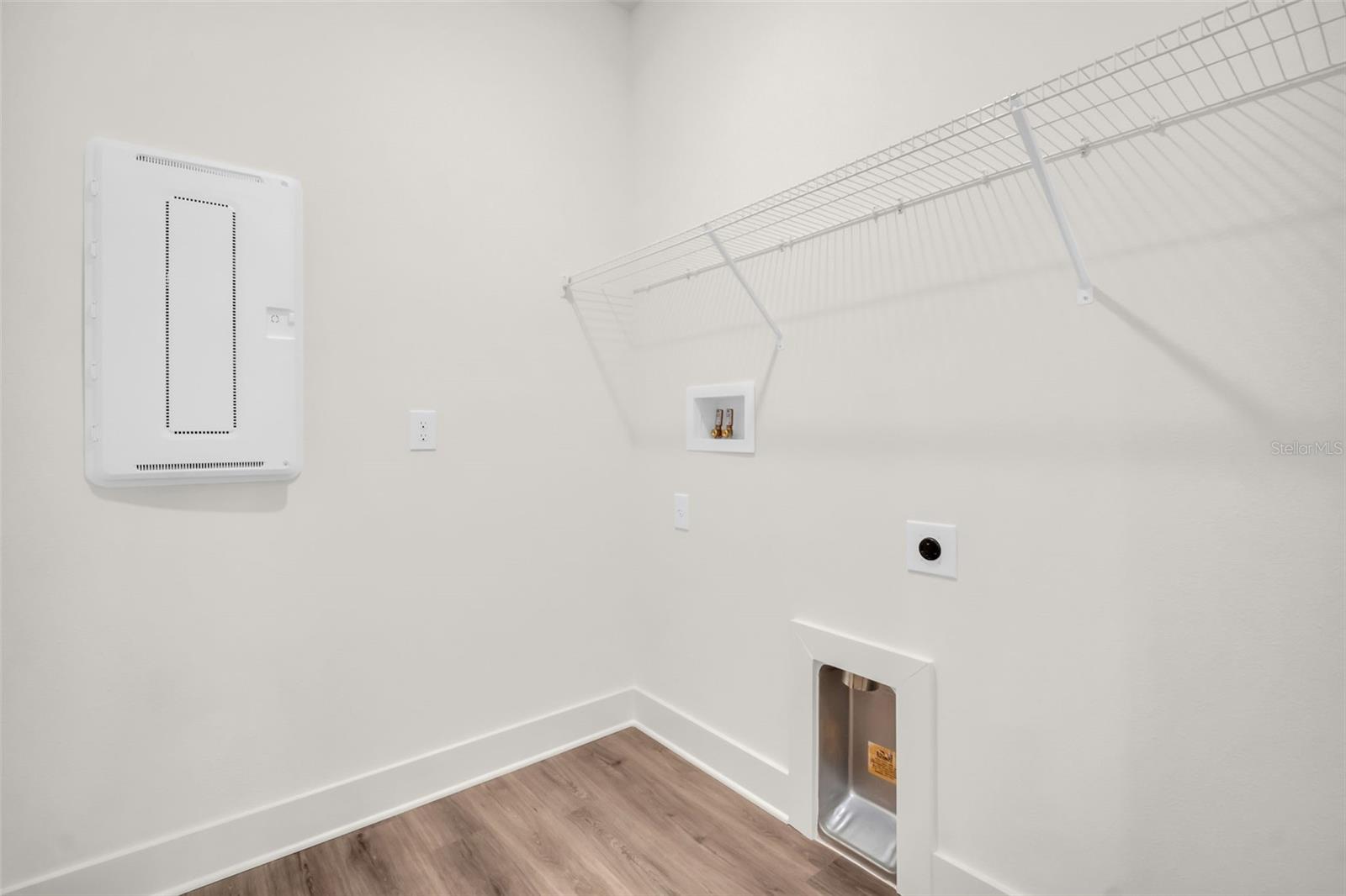 ARBOR MEADOWS - Residential