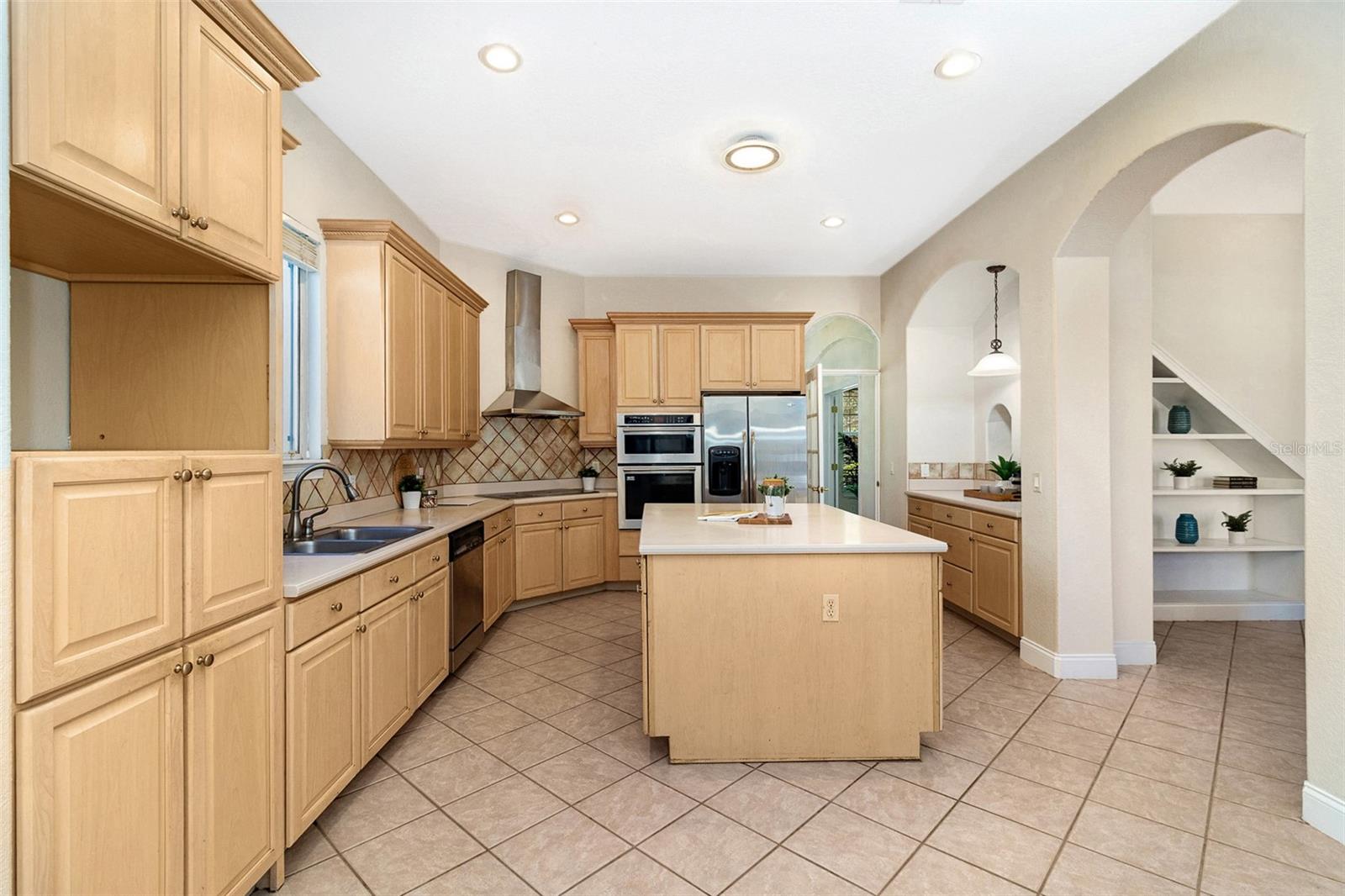 3930 CASSIA DRIVE