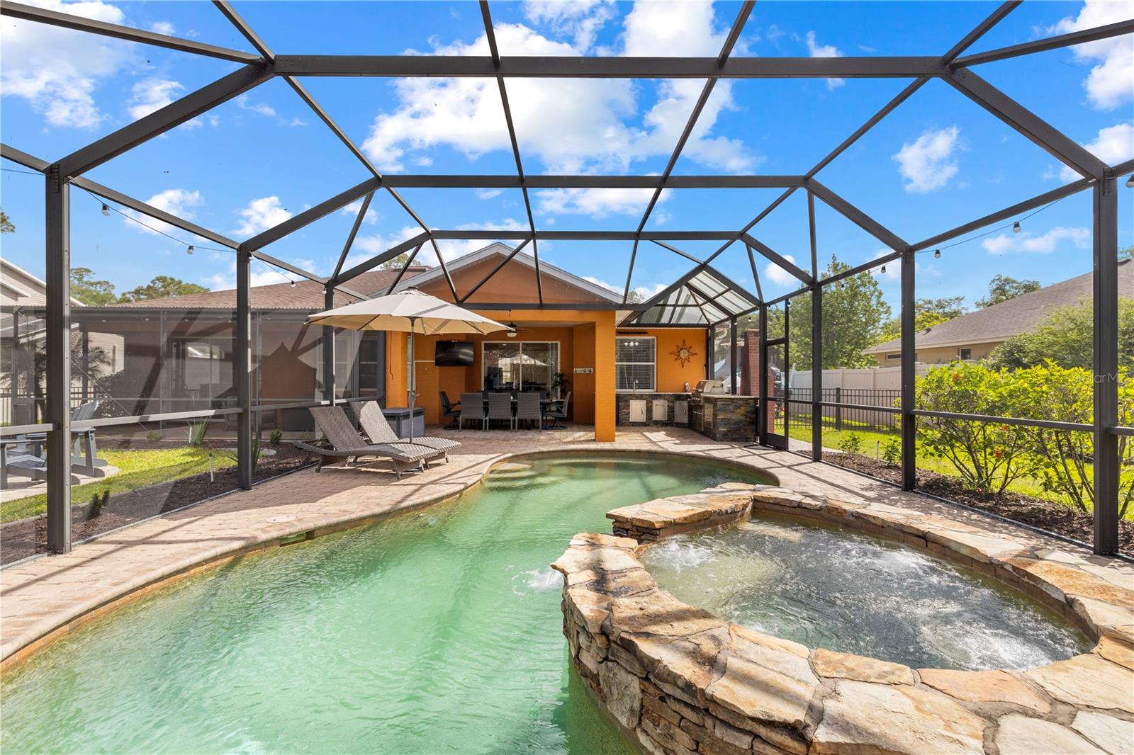 MILL CREEK PH VI - Residential