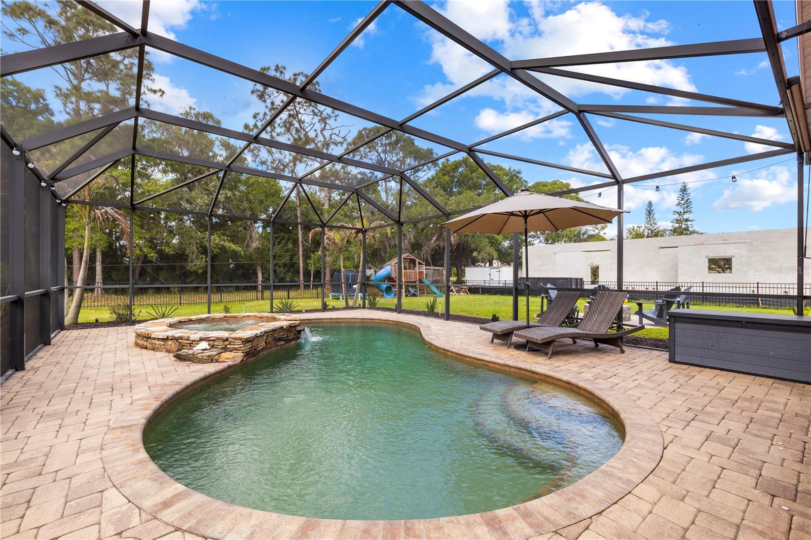 MILL CREEK PH VI - Residential