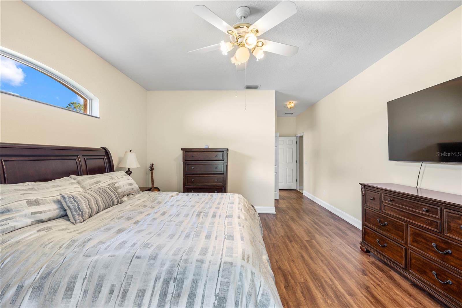 MILL CREEK PH VI - Residential