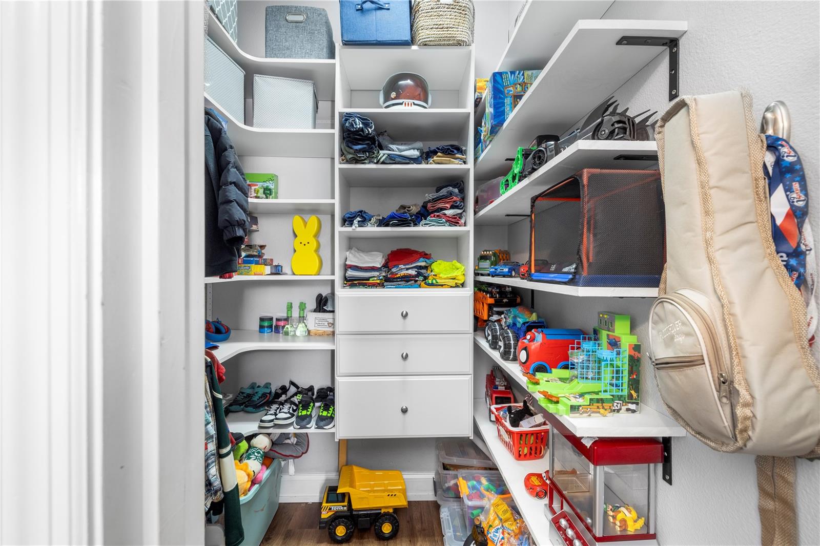 MILL CREEK PH VI - Residential