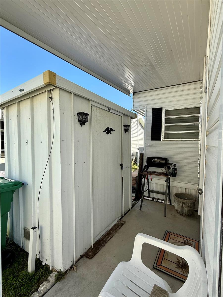 HOLIDAY TRAVEL PARK ENGLEWOOD - Residential