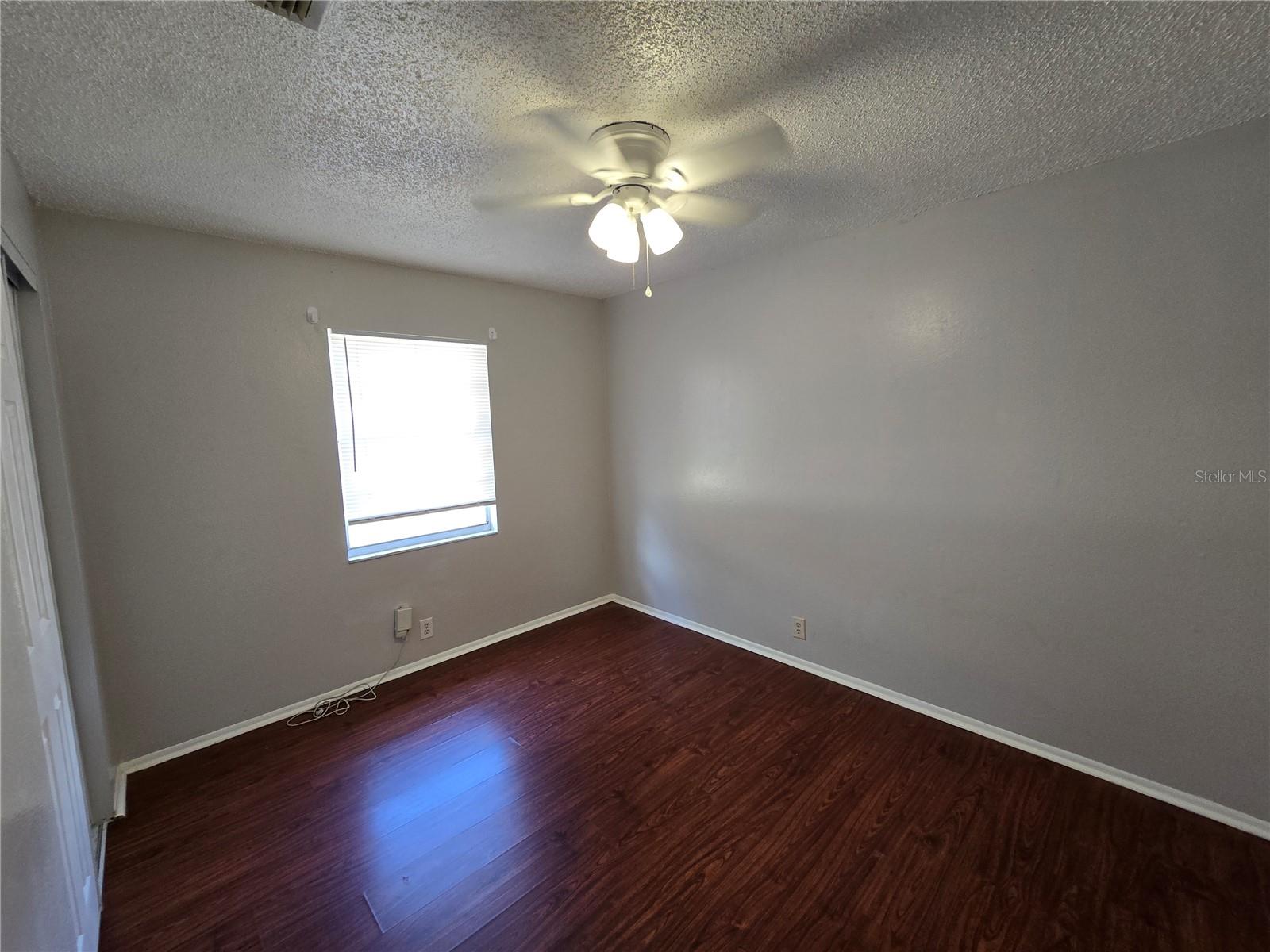 LAKE FOX SHORES - Residential Lease