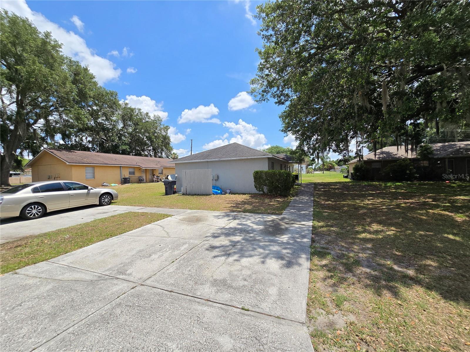 LAKE FOX SHORES - Residential Lease