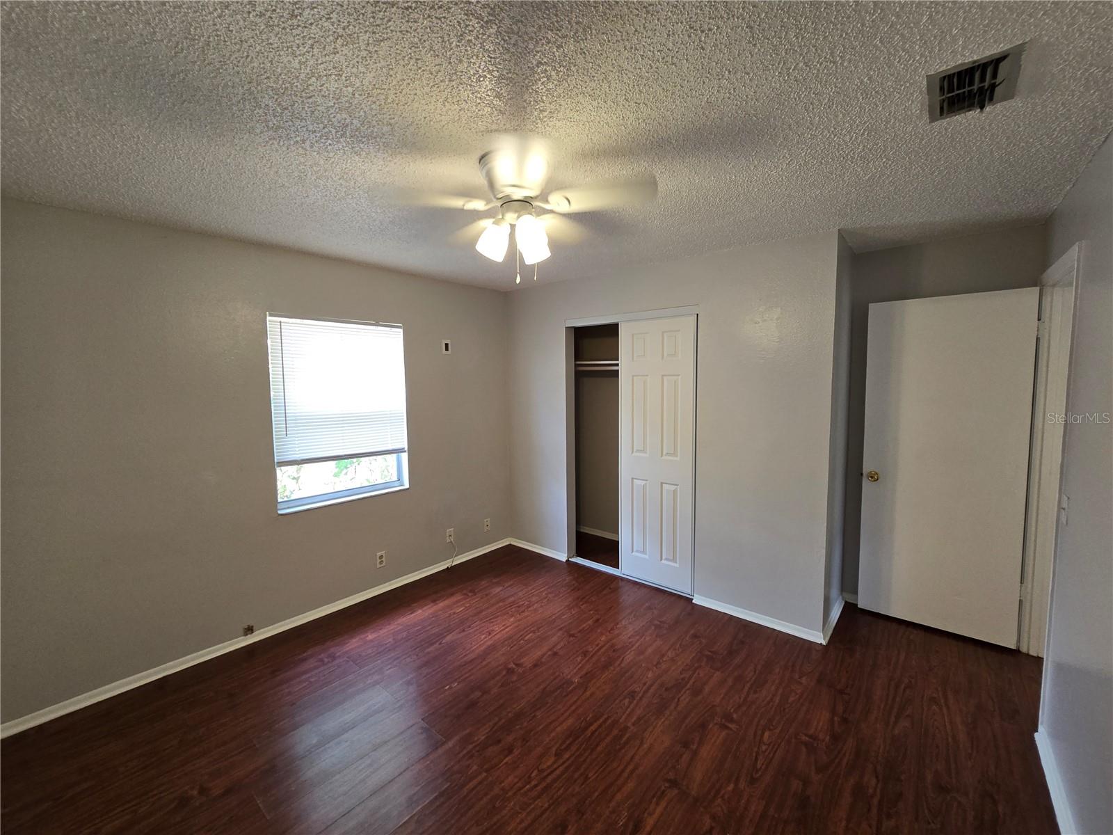 LAKE FOX SHORES - Residential Lease