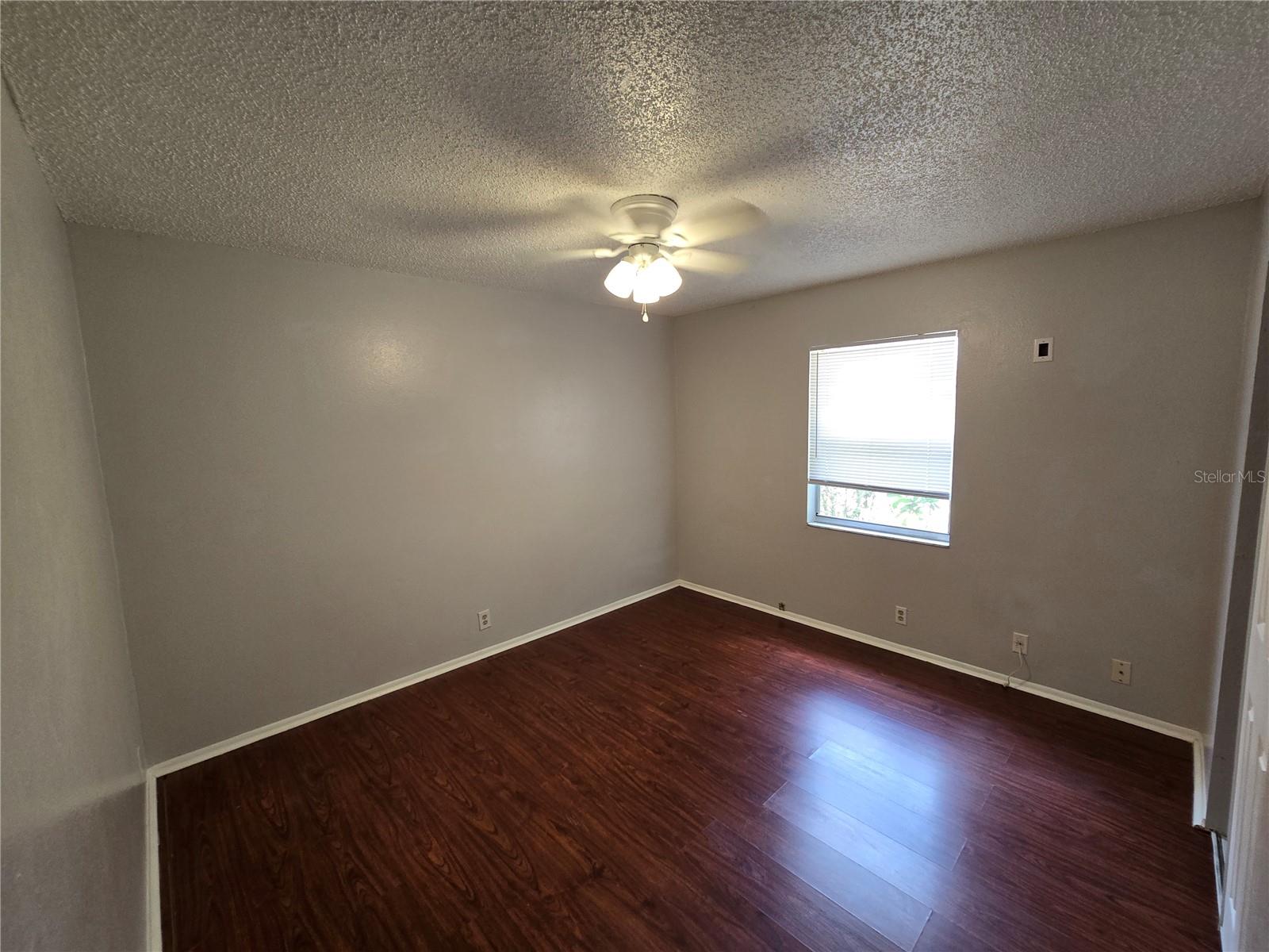 LAKE FOX SHORES - Residential Lease