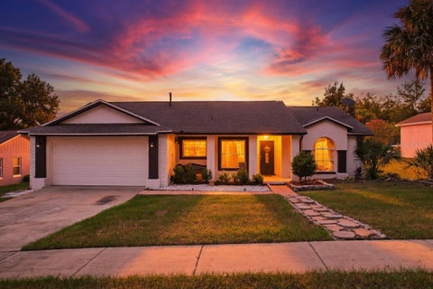 Photo of 15904 Lake Orienta Court, Clermont, FL 34711 (MLS # O6436802)