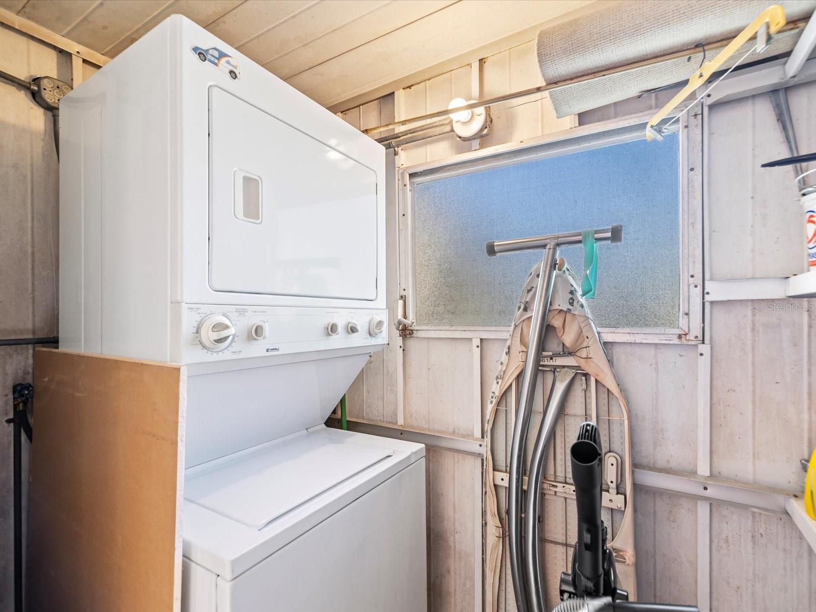 PARADISE POINTE WEST - Residential