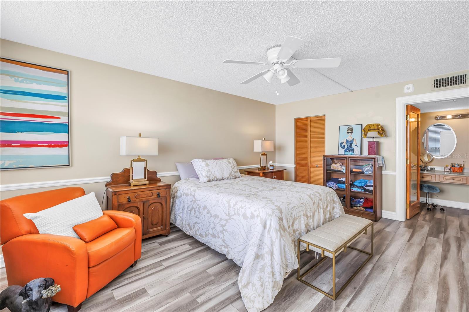 LA PUERTA DEL SOL CONDO - Residential