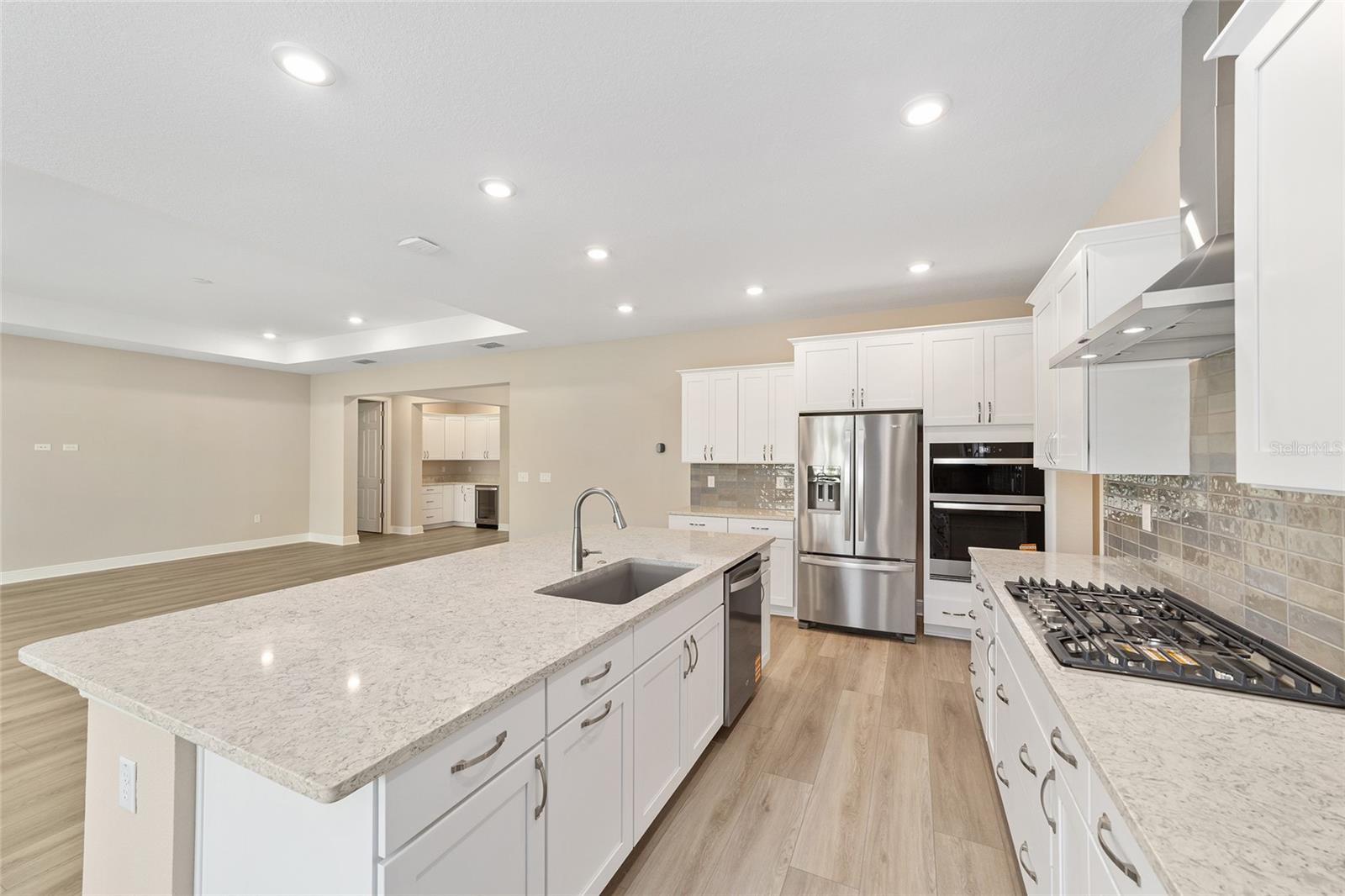 CANDLER HILLS - Residential