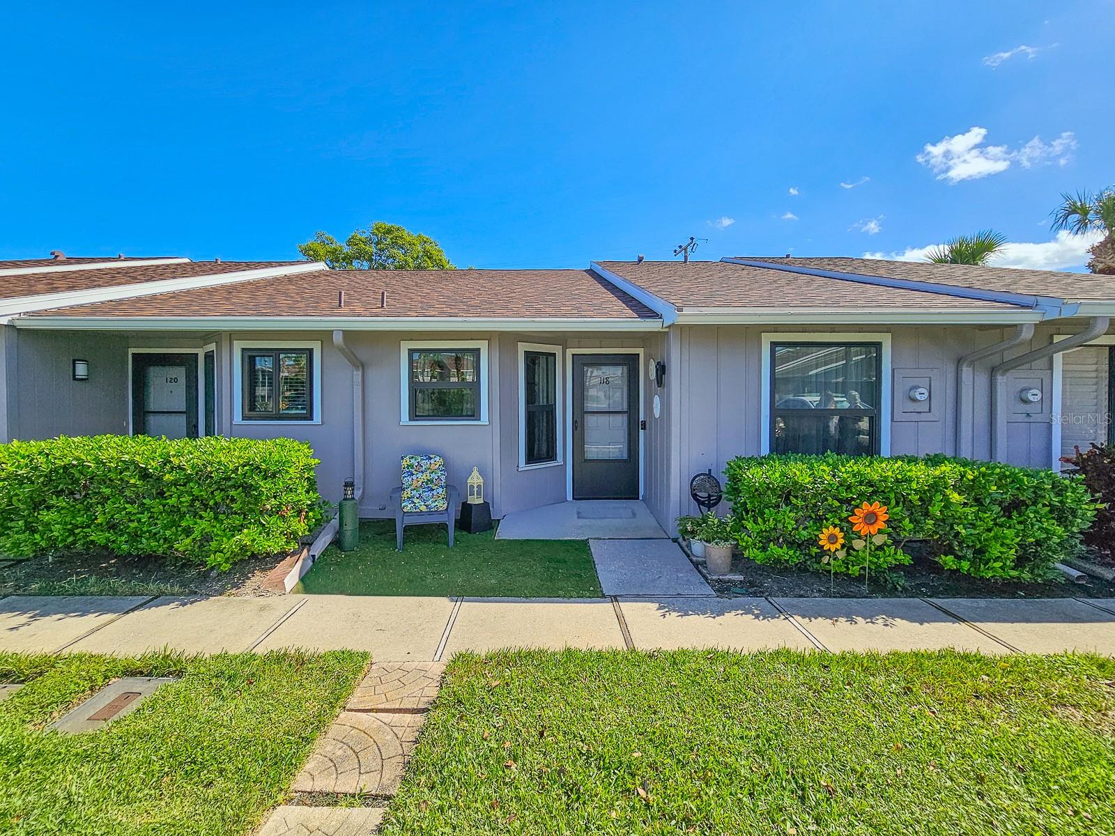 118 LAGOON COURT