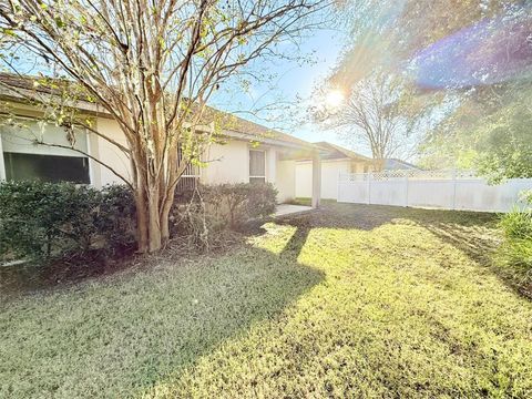 A home in DELAND