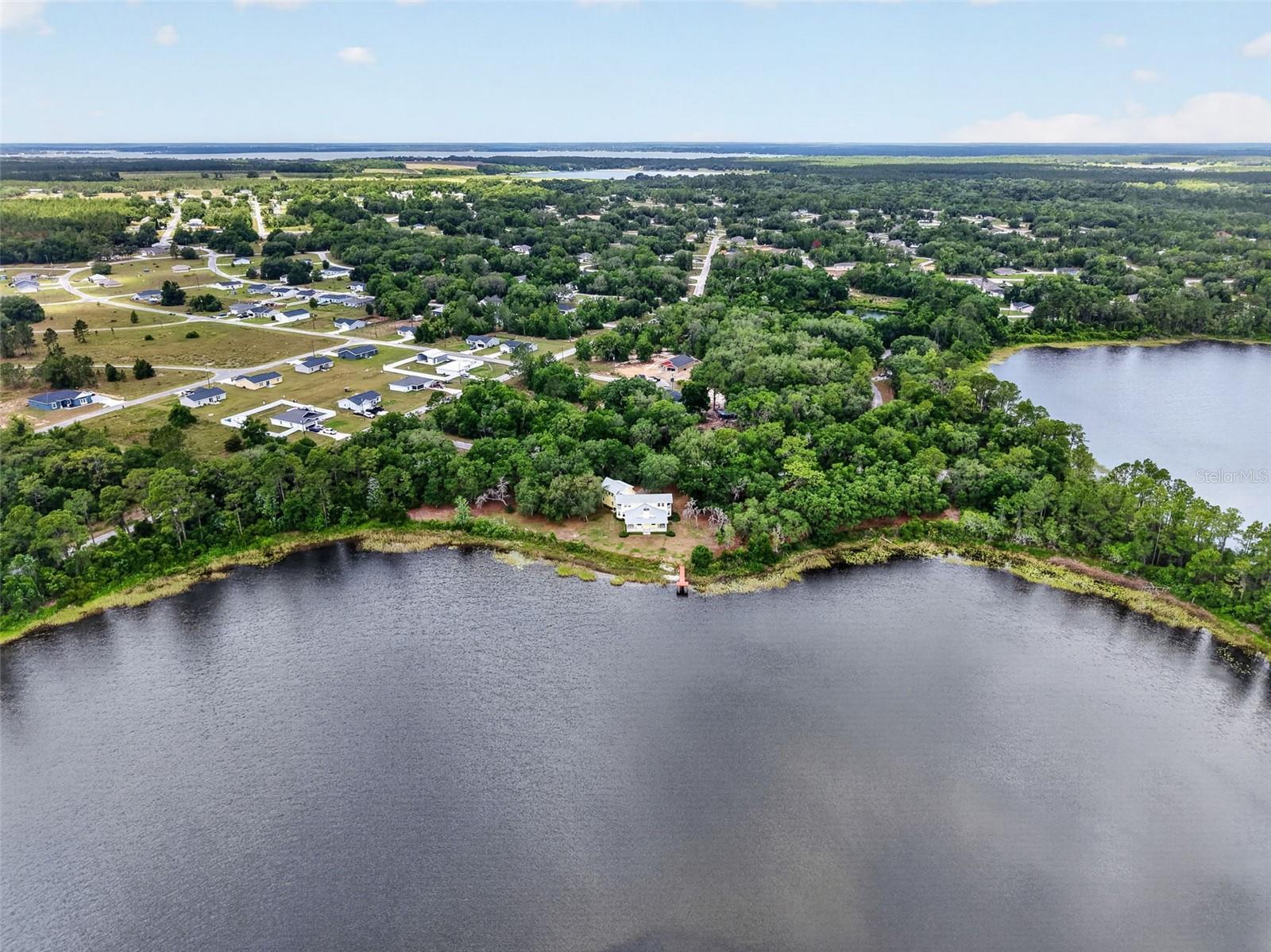 LAKE LEON - Residential