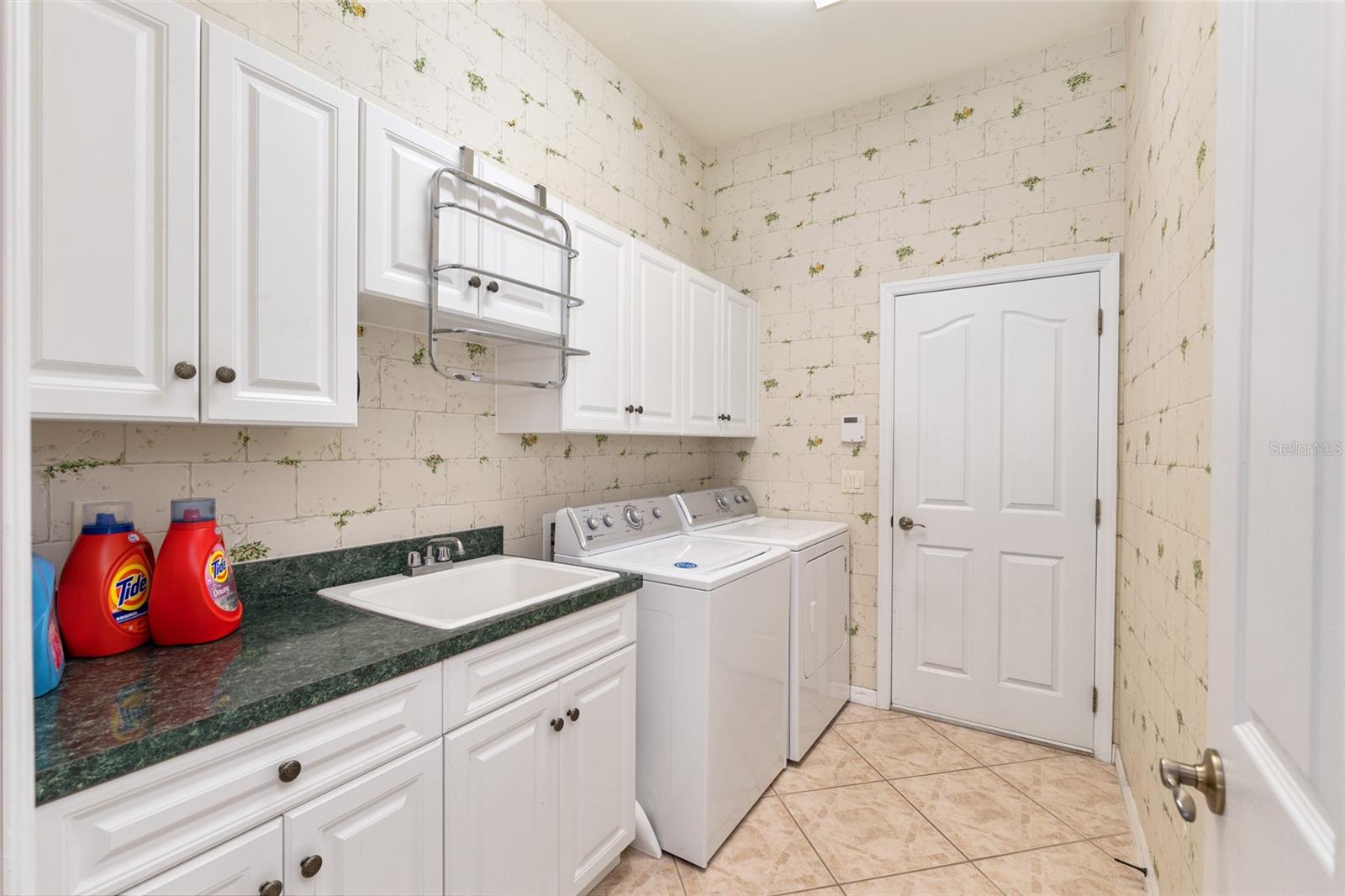 COBBLEFIELD - Residential