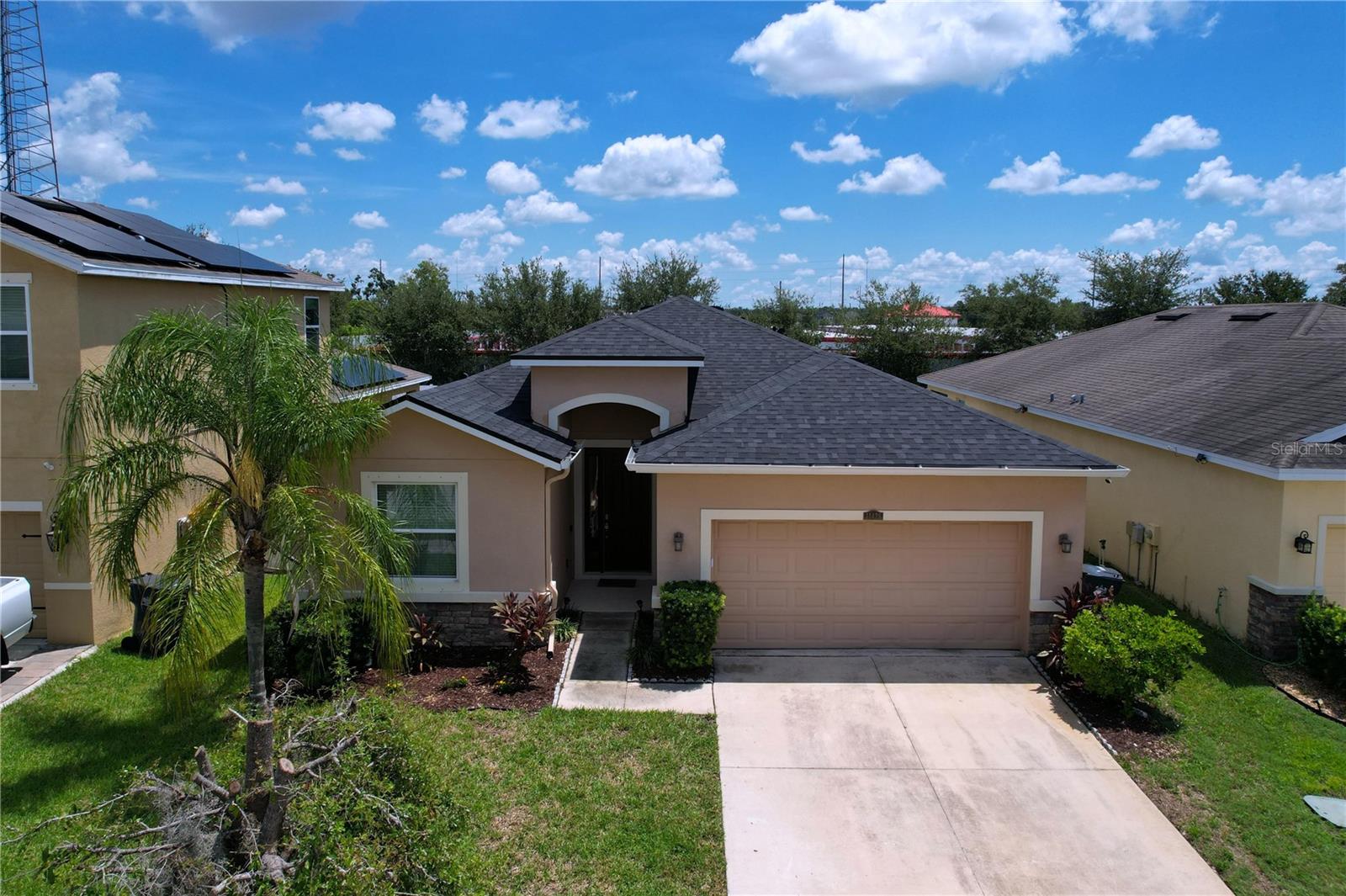 11428 WARREN OAKS PLACE