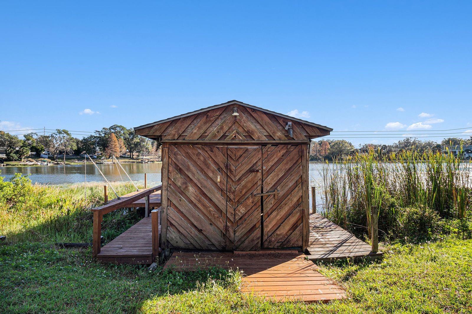 LAKE SHORE GARDENS REP - Residential